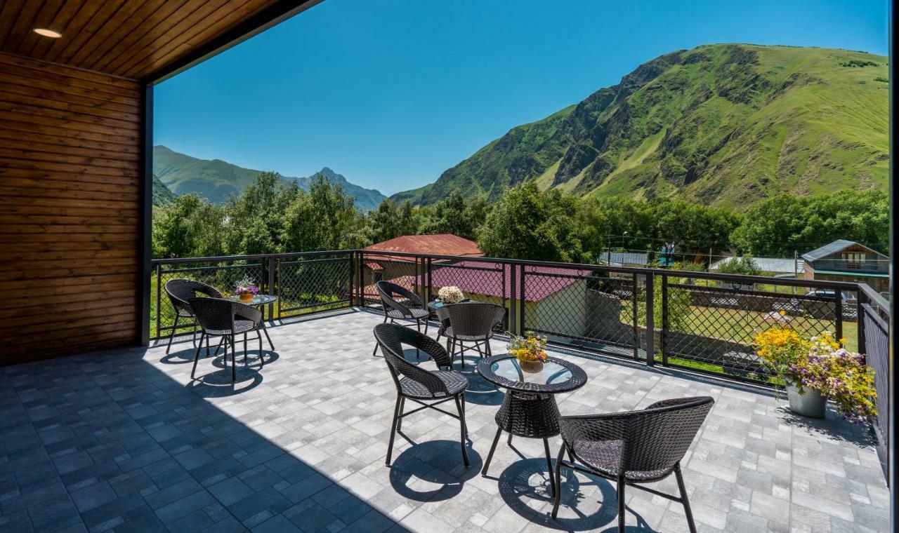 Travel Inn Kazbegi Buitenkant foto